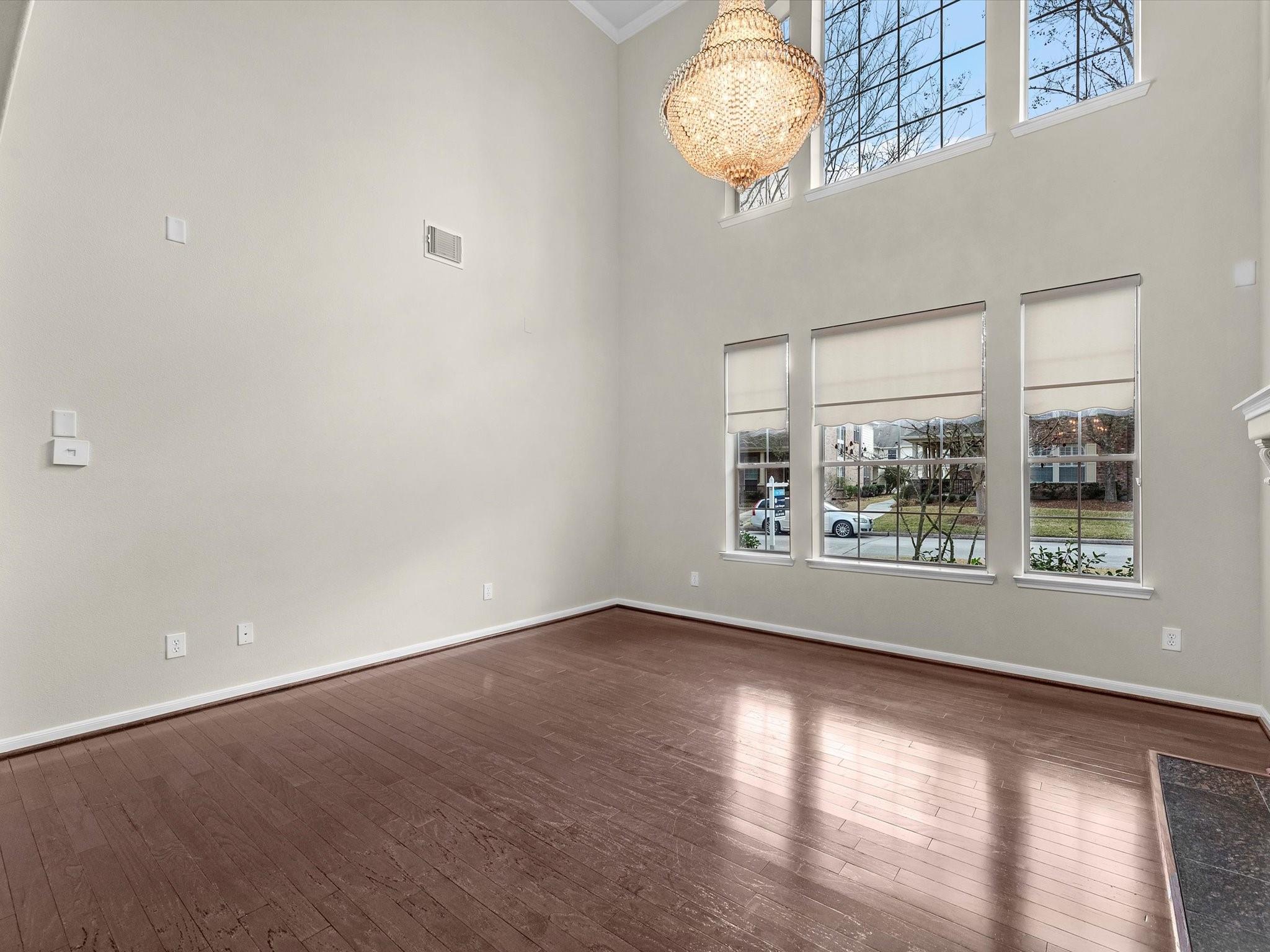 38 Crocus Petal Street