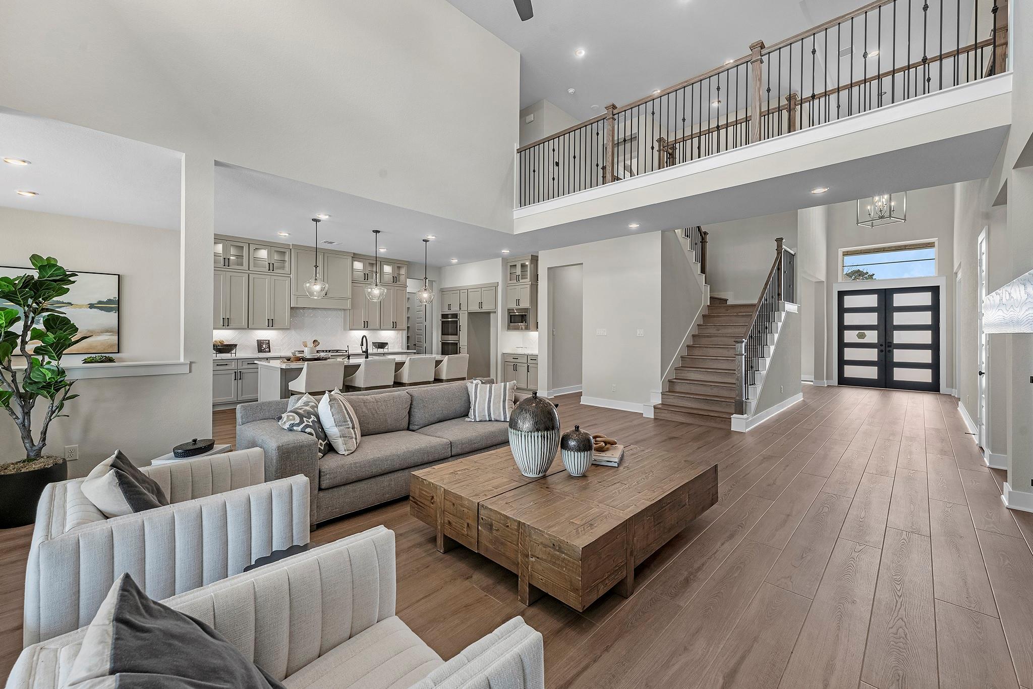 10826 Rosary Pea Lane