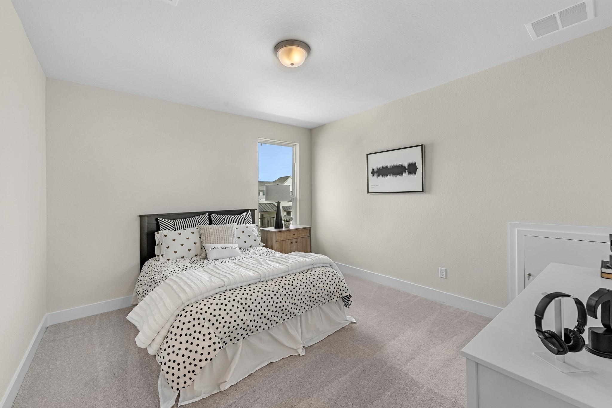 10826 Rosary Pea Lane