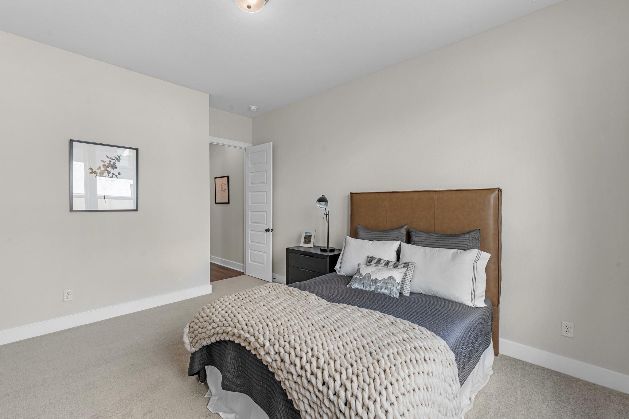 10826 Rosary Pea Lane