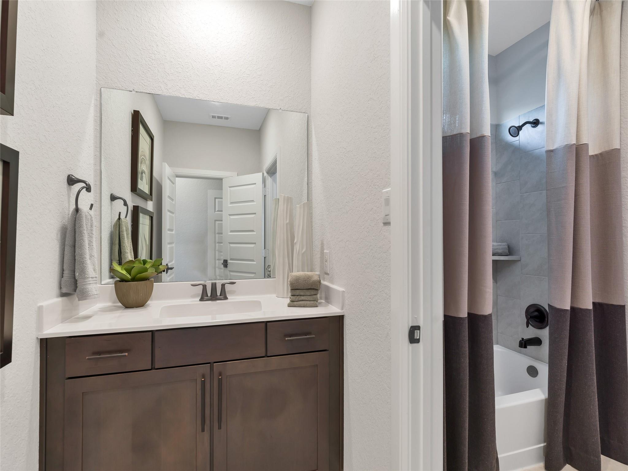 9227 Heckenberg Arbor Lane