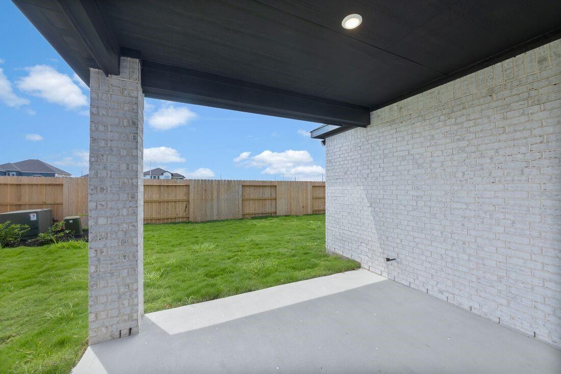 9610 Starry Eyes Lane
