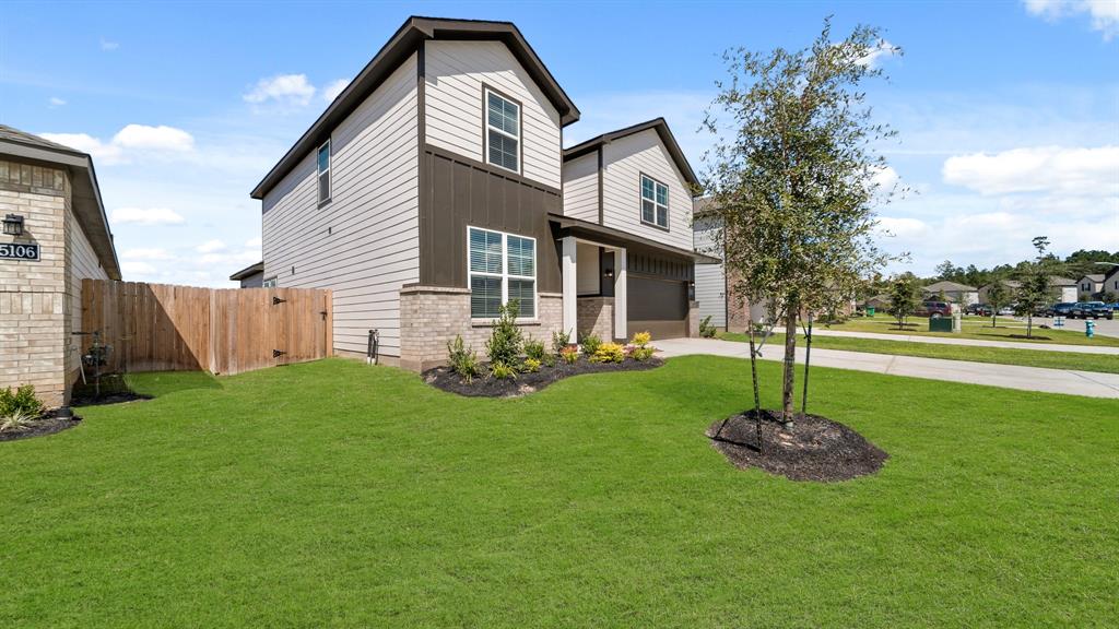 25102 Pomegranate Place