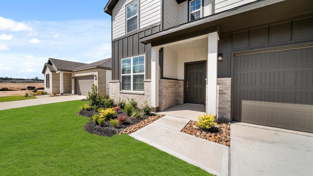 25102 Pomegranate Place