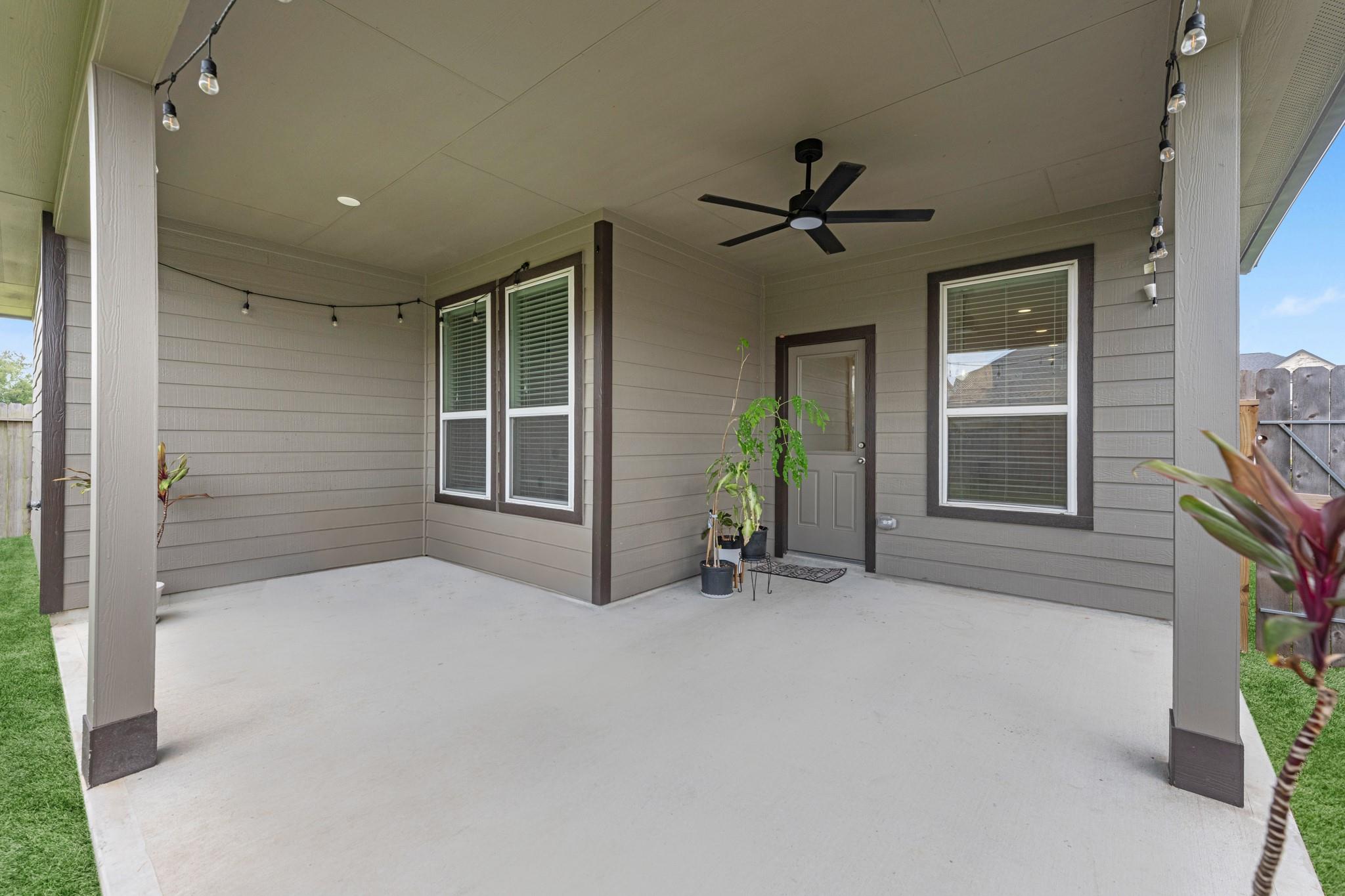 1907 Scarlet Yaupon Way