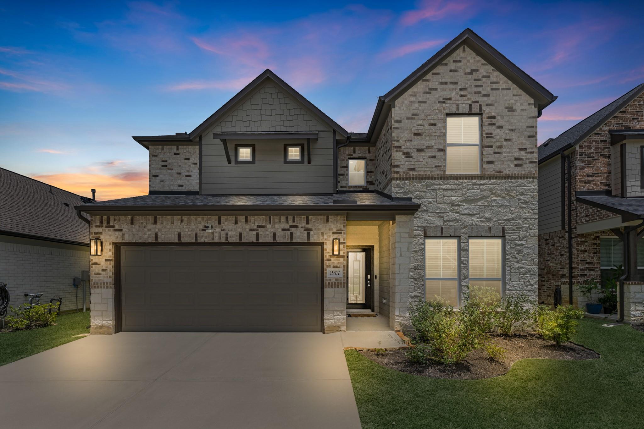 1907 Scarlet Yaupon Way