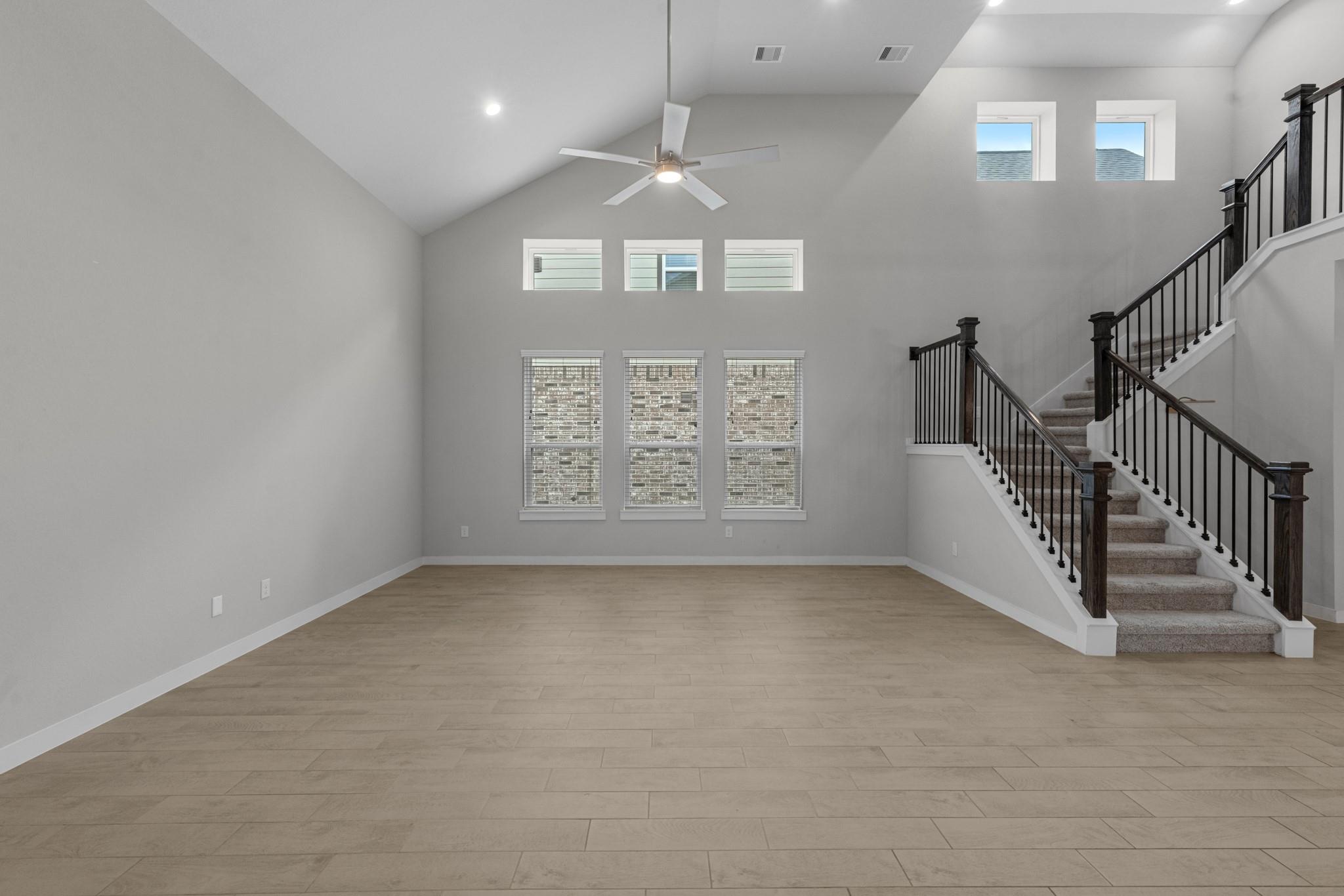 1907 Scarlet Yaupon Way
