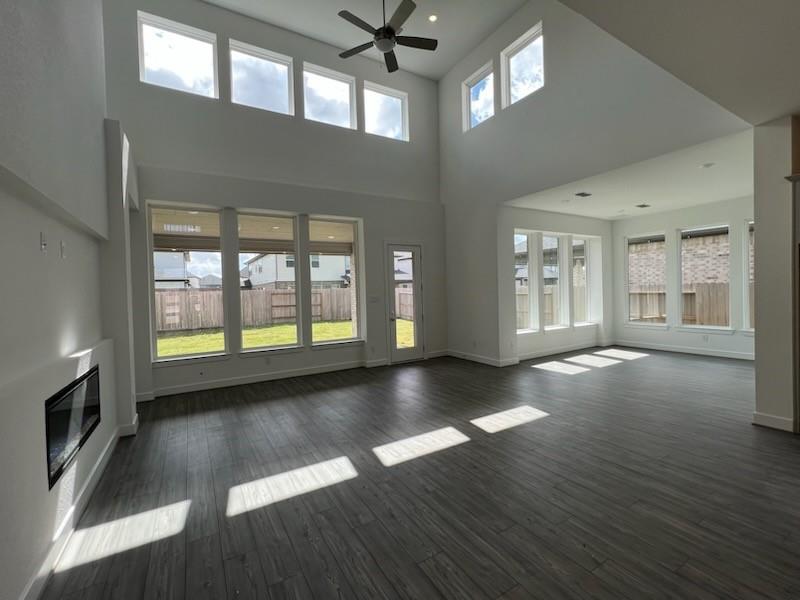 9222 Bossley Park Drive Lane