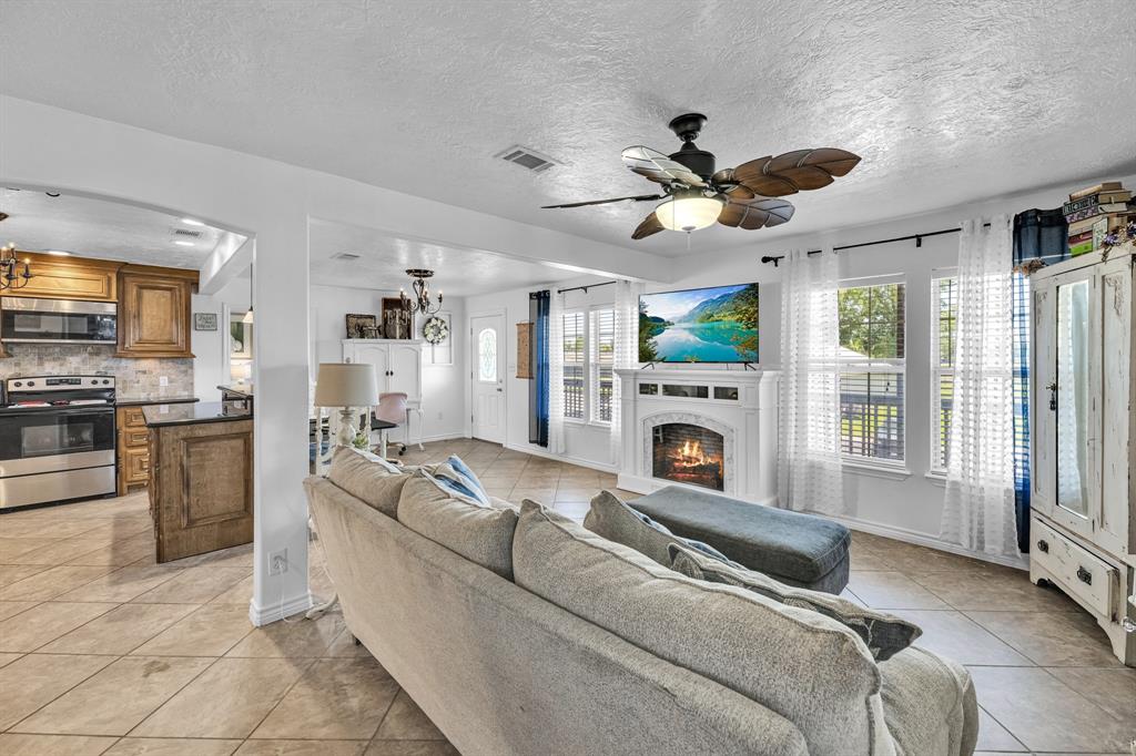 503 Pine Lane