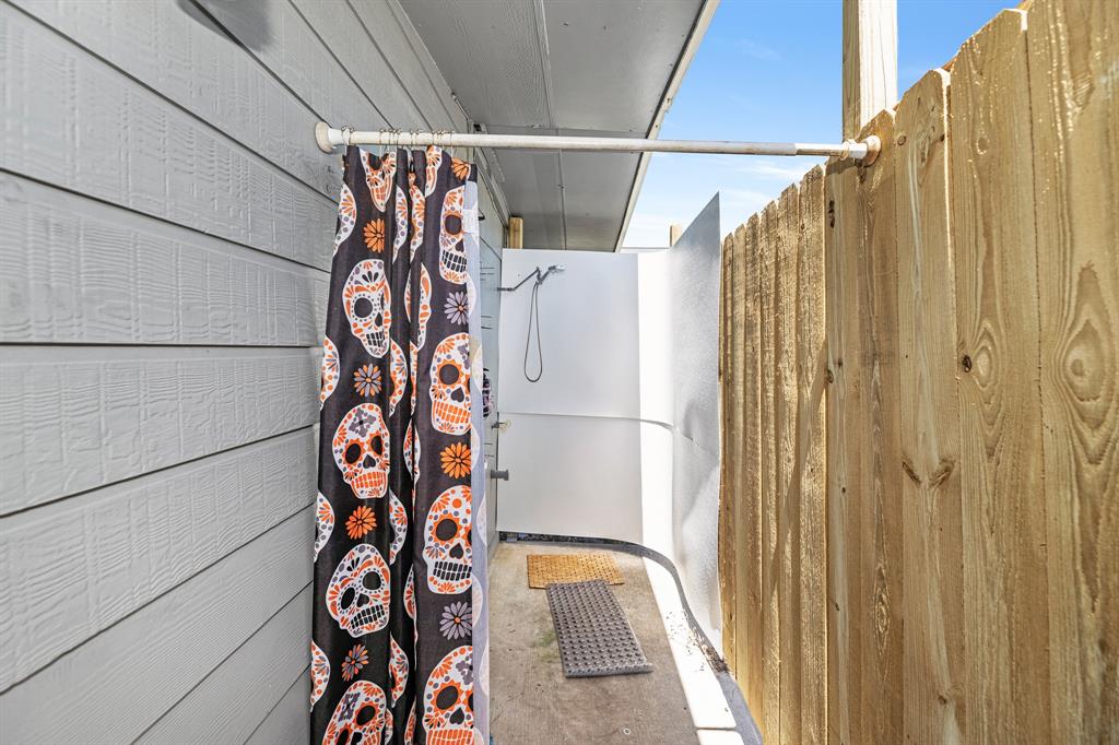 503 Pine Lane