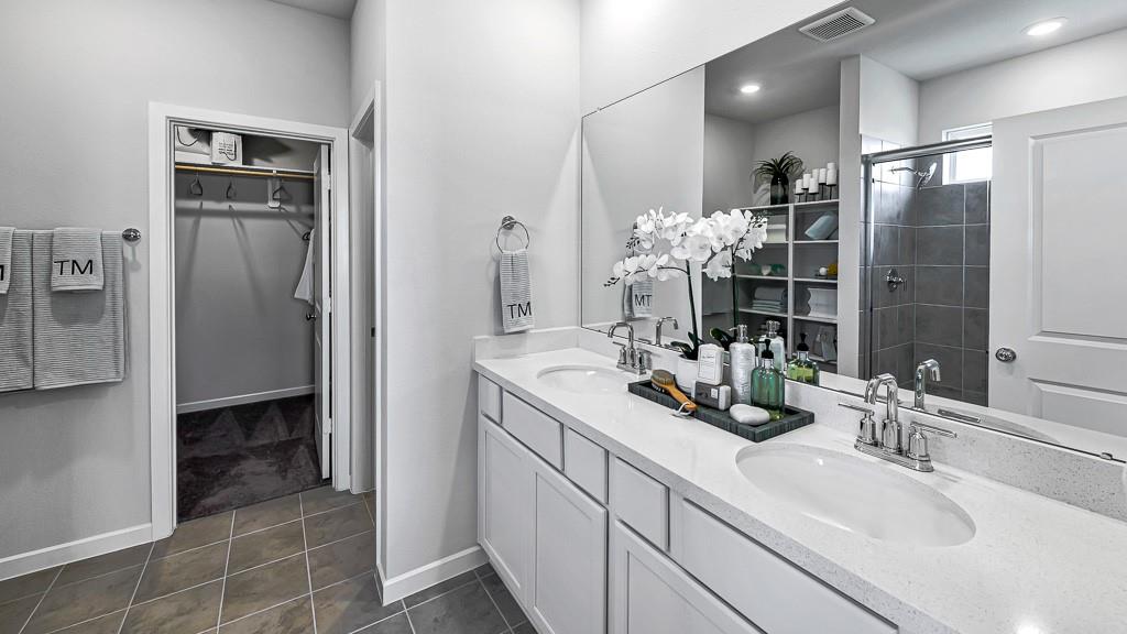 9718 Poinsettia Haven Lane
