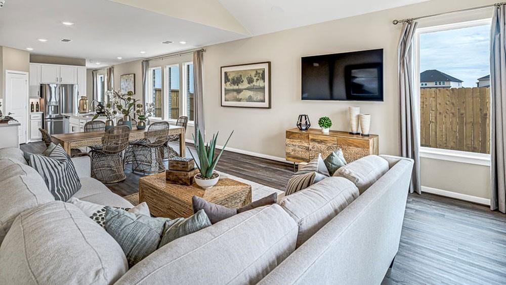 9623 Poinsettia Haven Lane