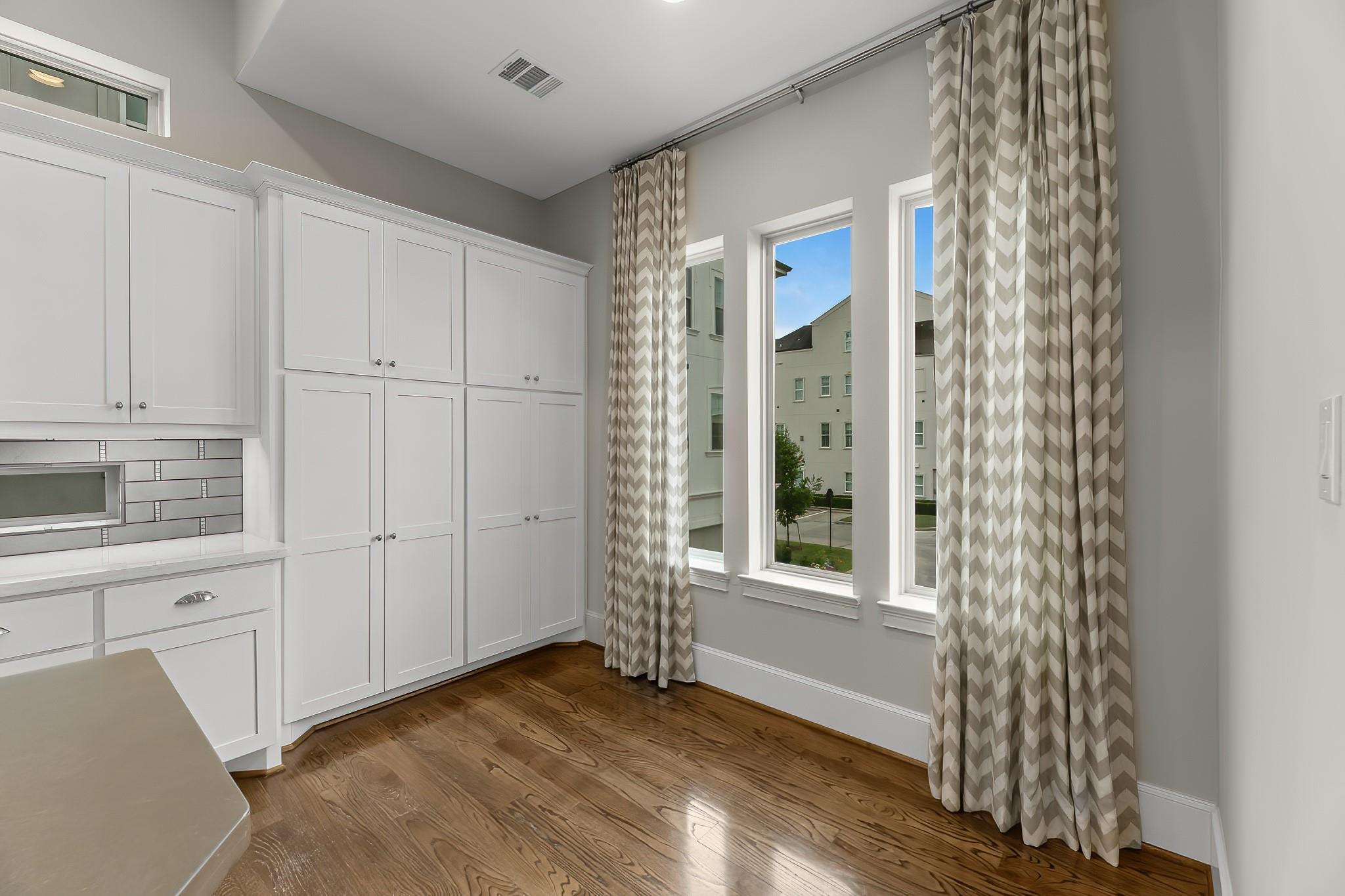 3709 Somerset Commons Lane