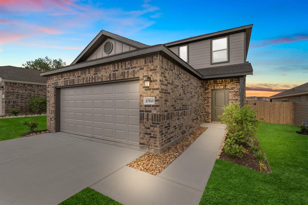 21619 Desert Lily Road