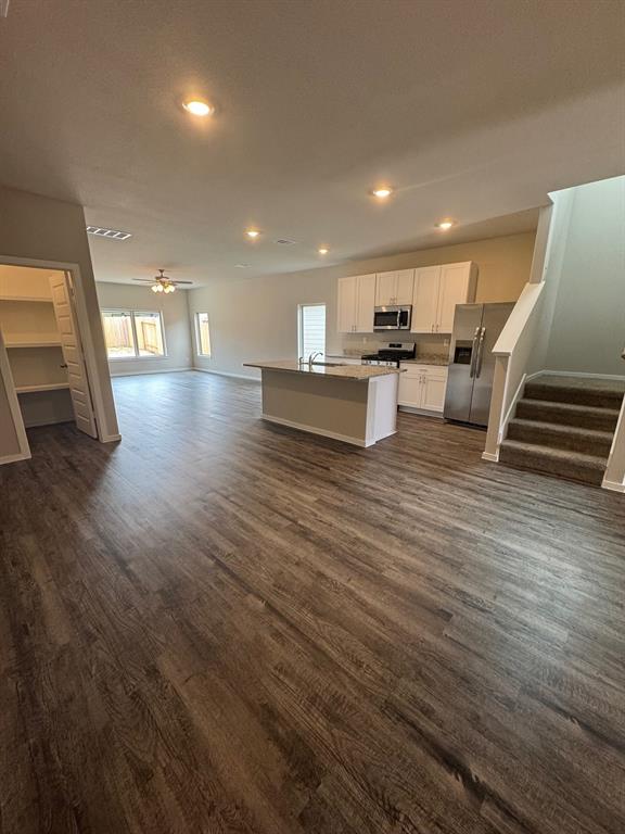 5927 Hollyhock Lane