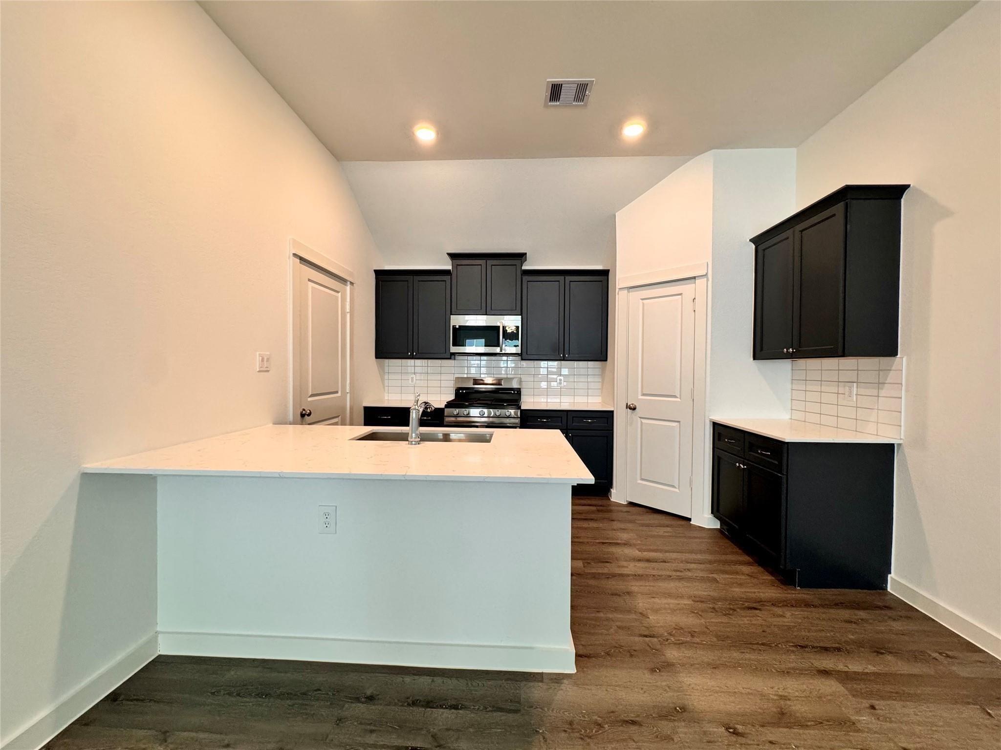 106 County Road 51030