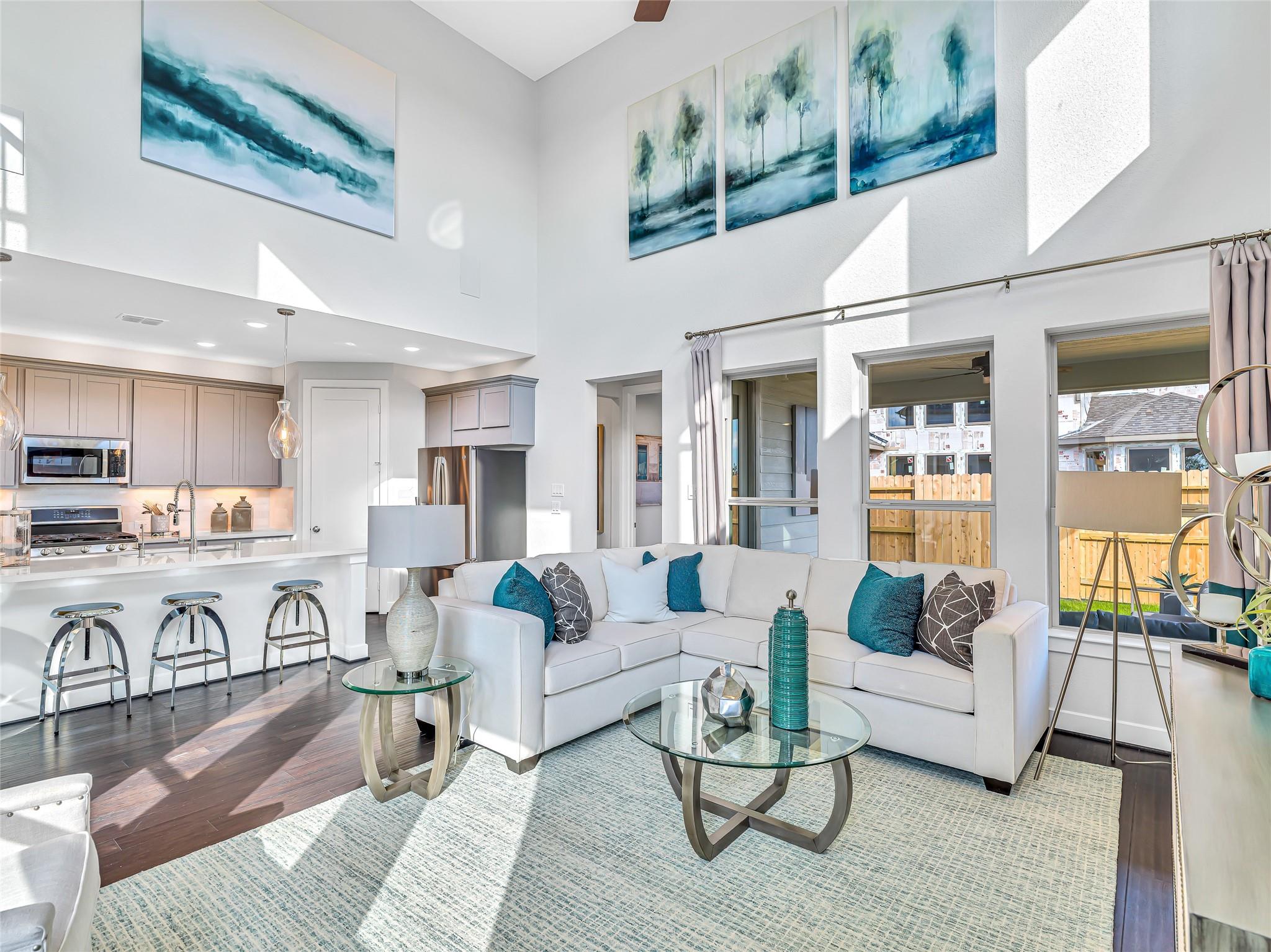 21922 Carinda Crescent Court