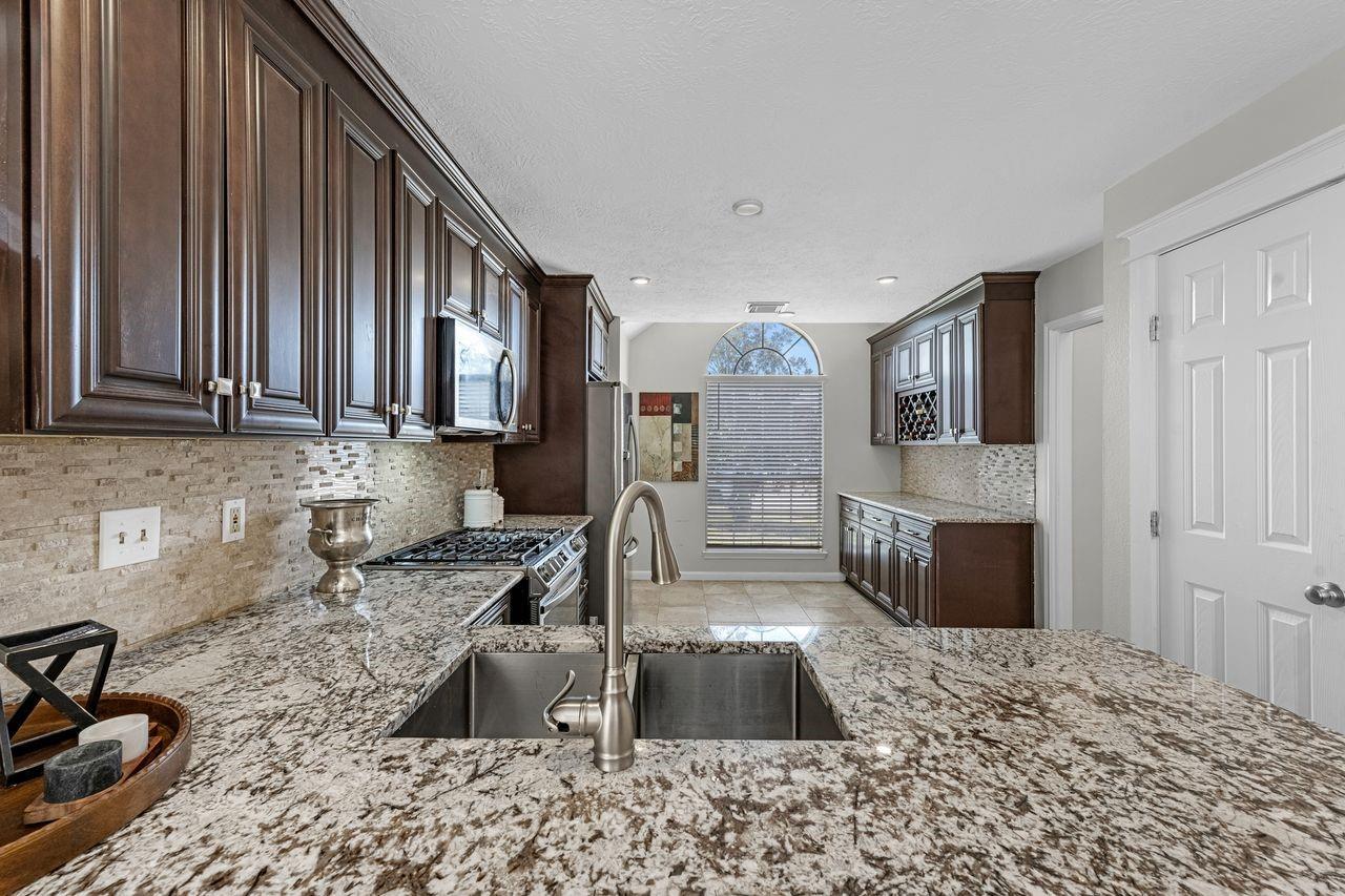 16111 Dock Bar Court