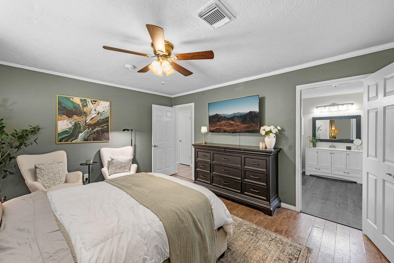 16111 Dock Bar Court