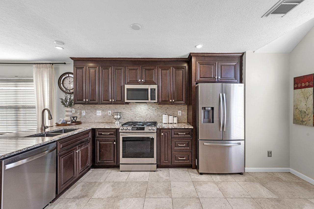 16111 Dock Bar Court