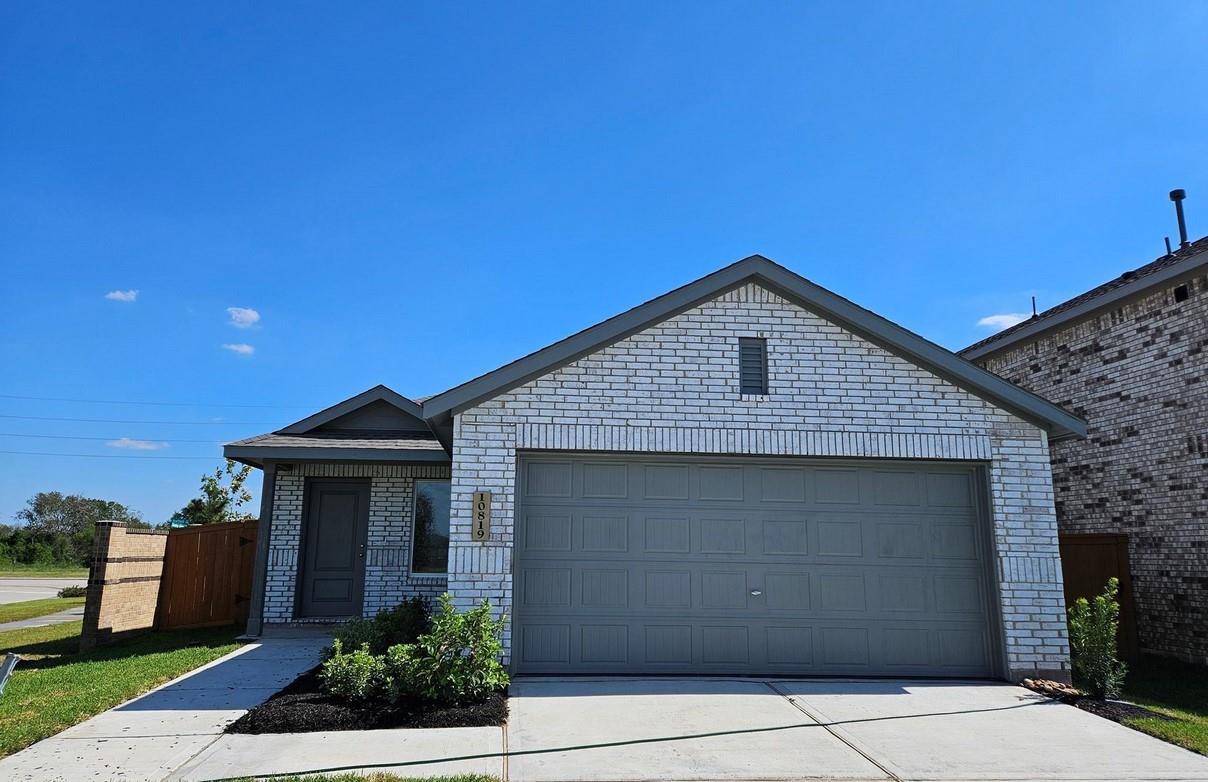 3048 Majestic Sunrise Drive