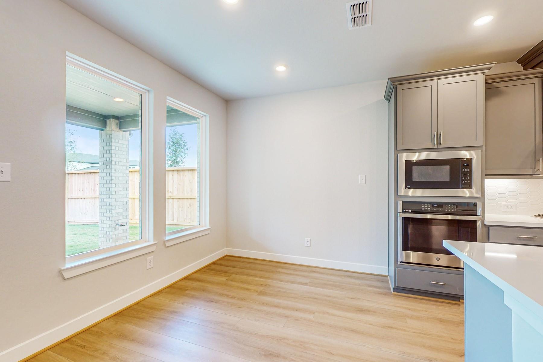 9622 Seaside Daisy Lane