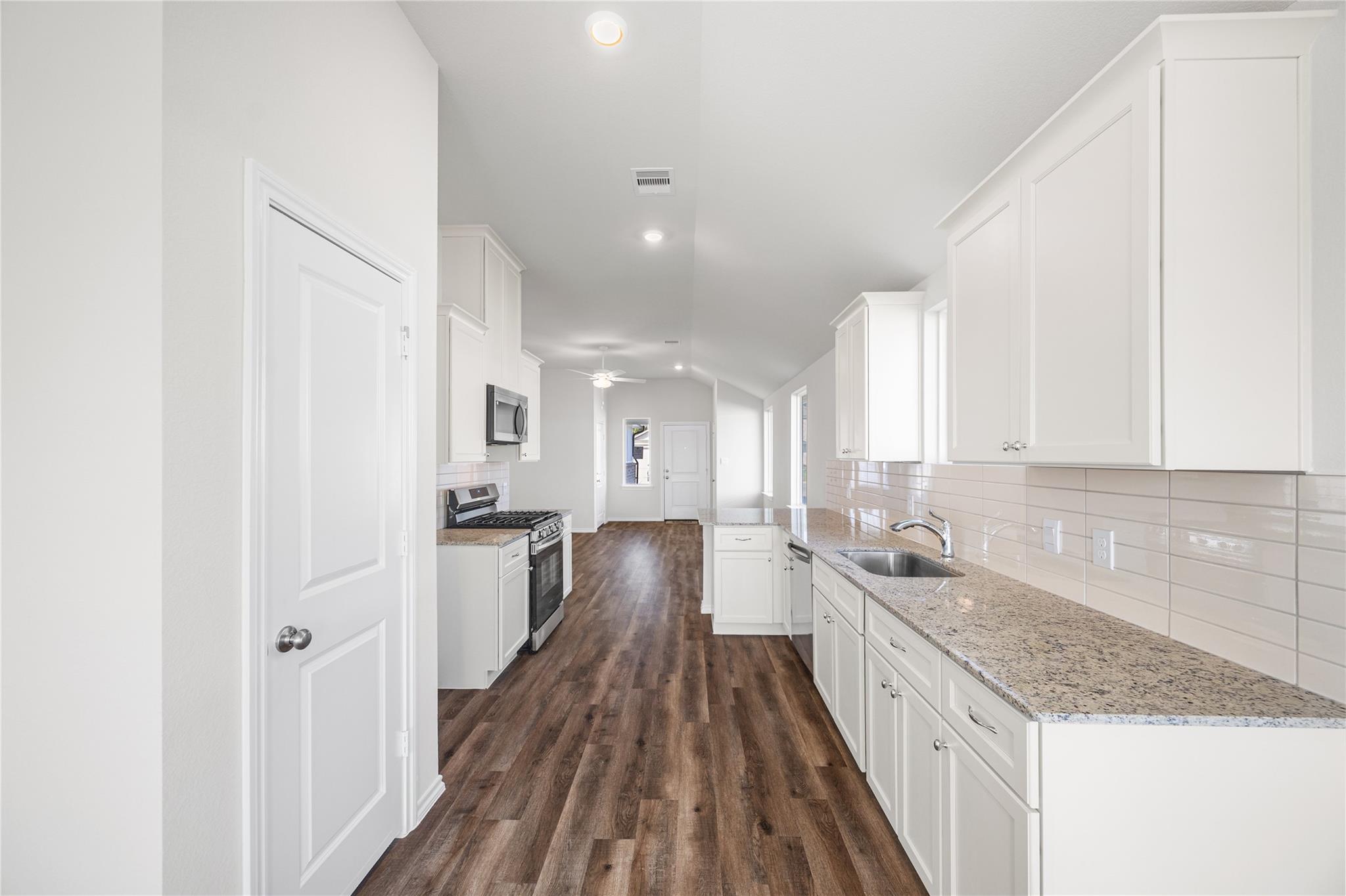 25786 John Wayne Court