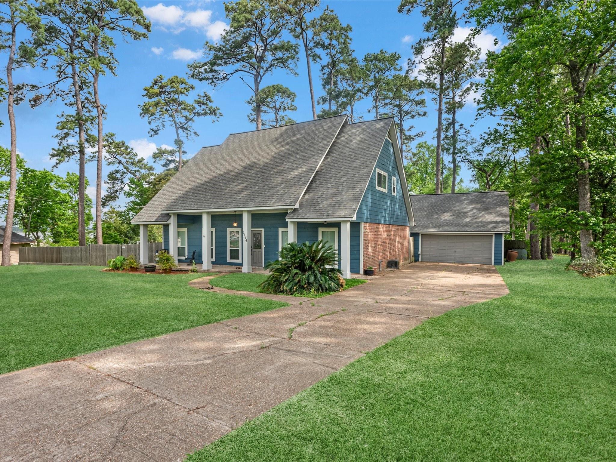 2114 Rain Lake Trail