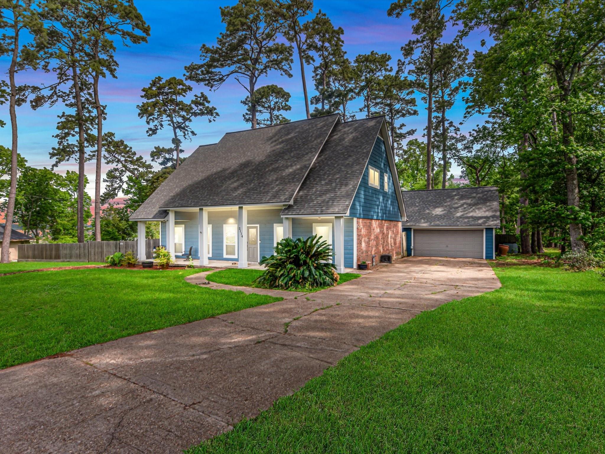 2114 Rain Lake Trail