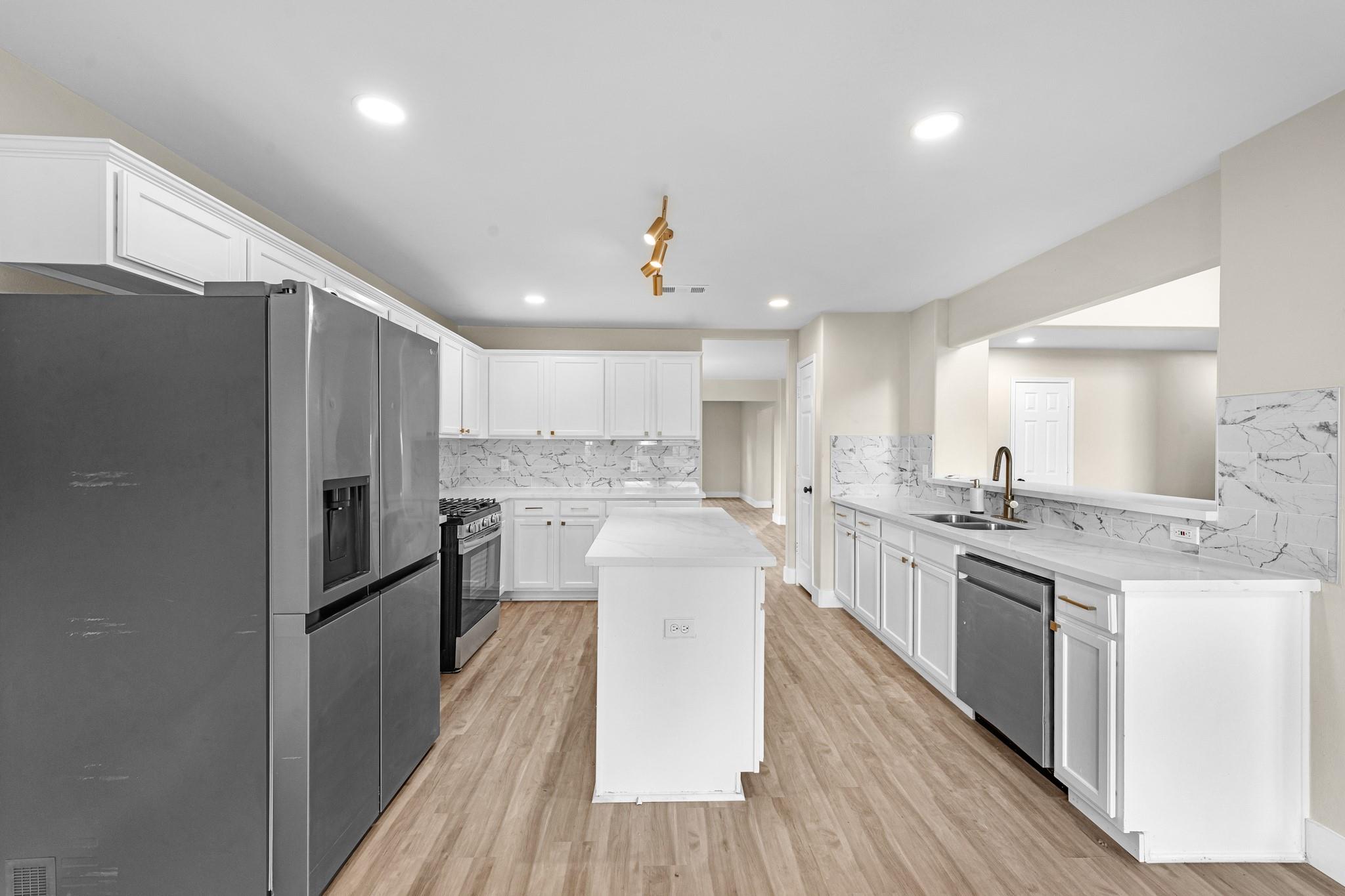 14206 Barker Bayou Court