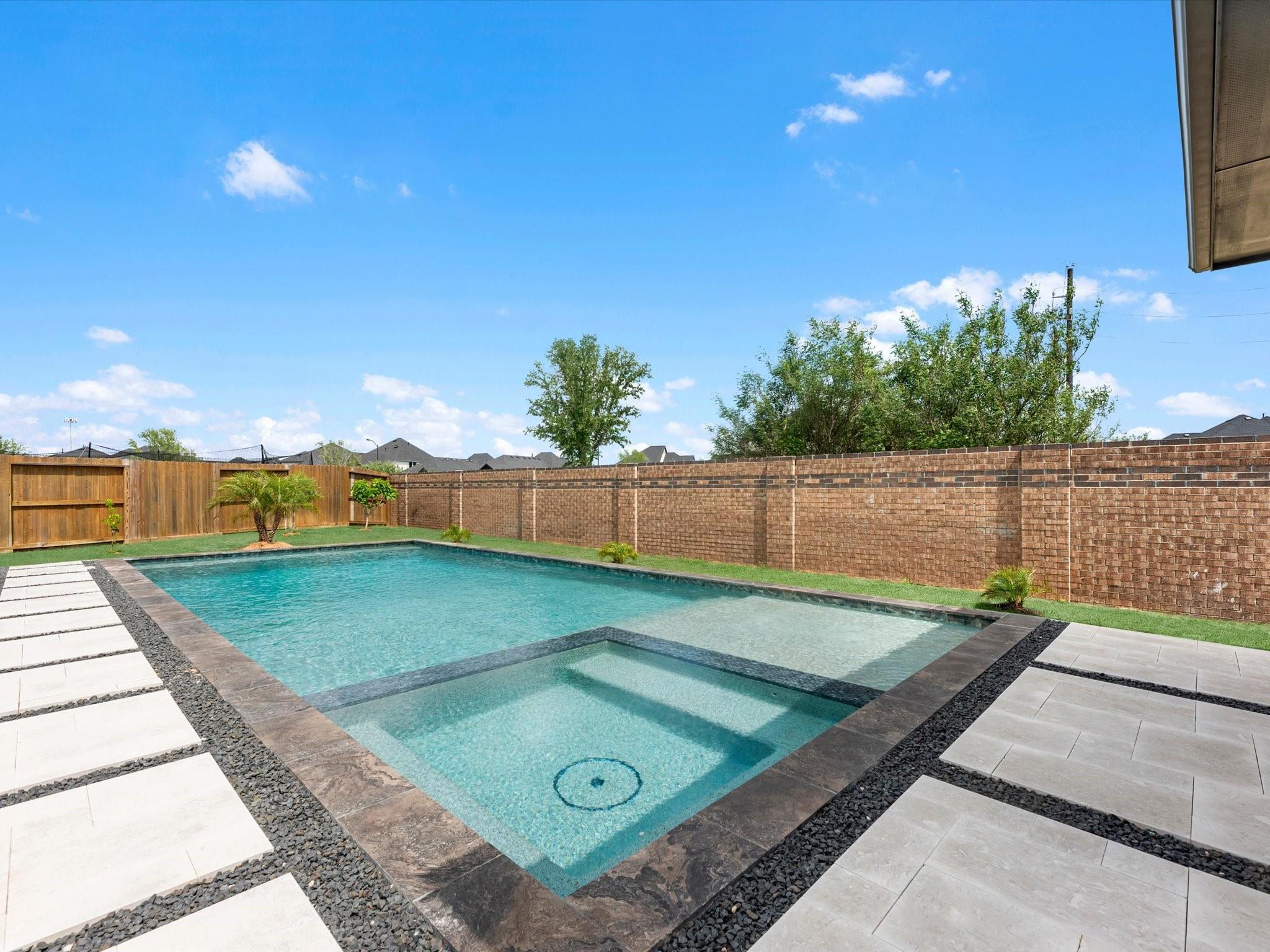 32002 Crested Knoll Court