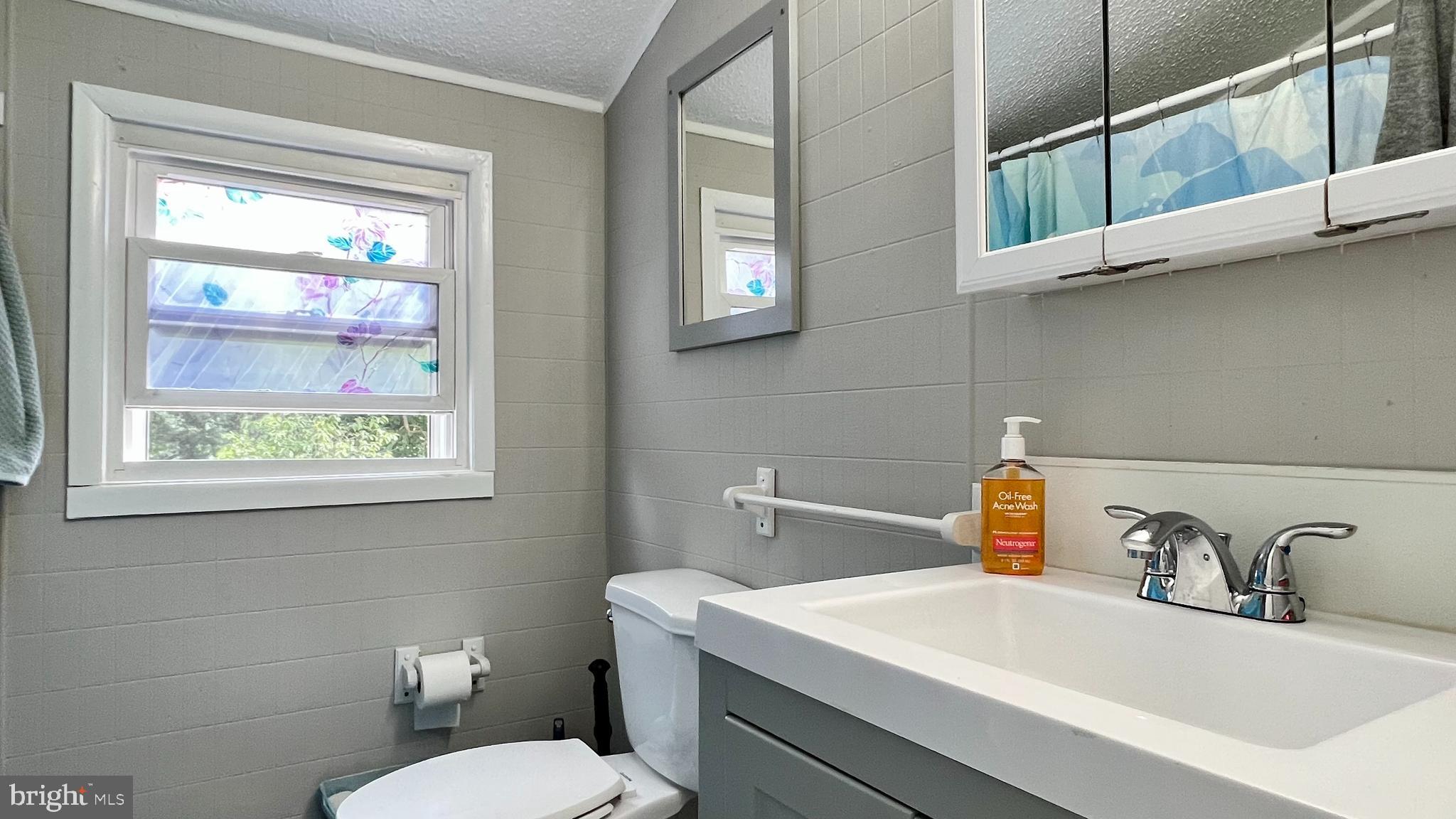 9 E Somerdale Rd #Unit B