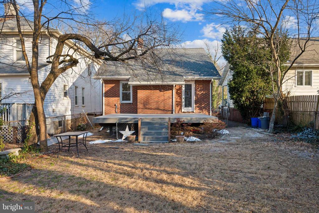 303 Harvard Ave