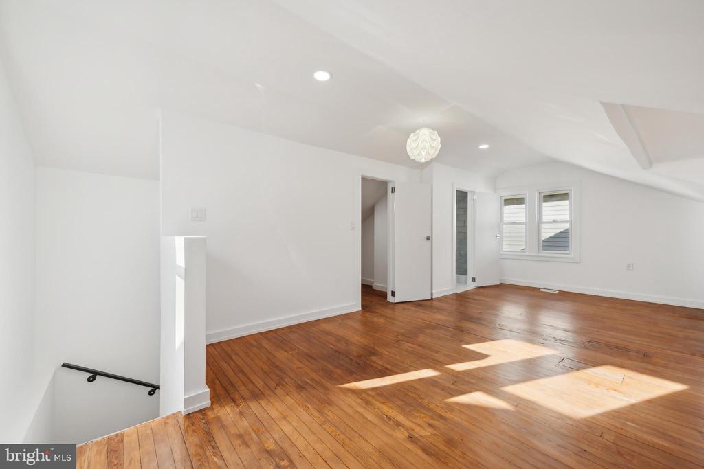 303 Harvard Ave