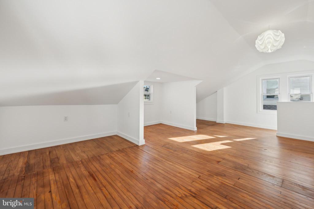303 Harvard Ave