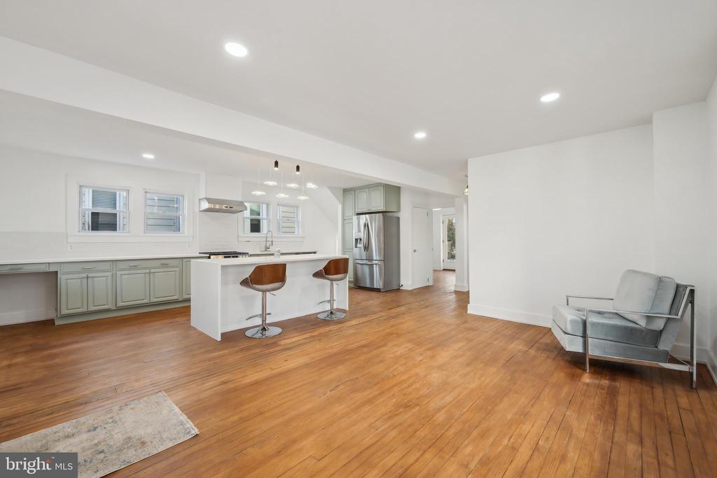303 Harvard Ave