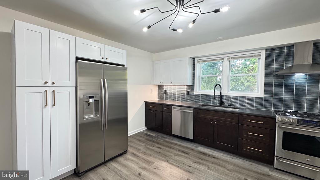 9 E SOMERDALE ROAD UNIT A
