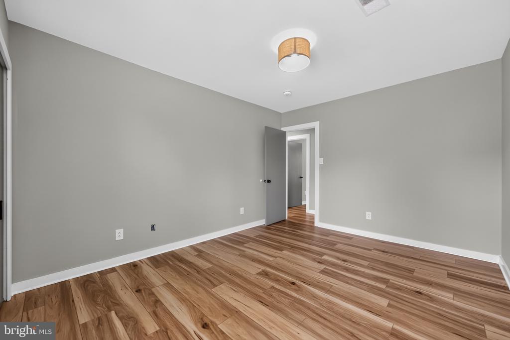 128 FAIRVIEW AVENUE