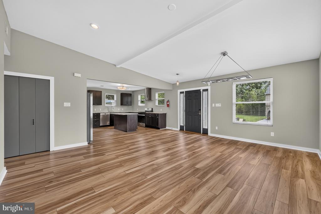 128 FAIRVIEW AVENUE