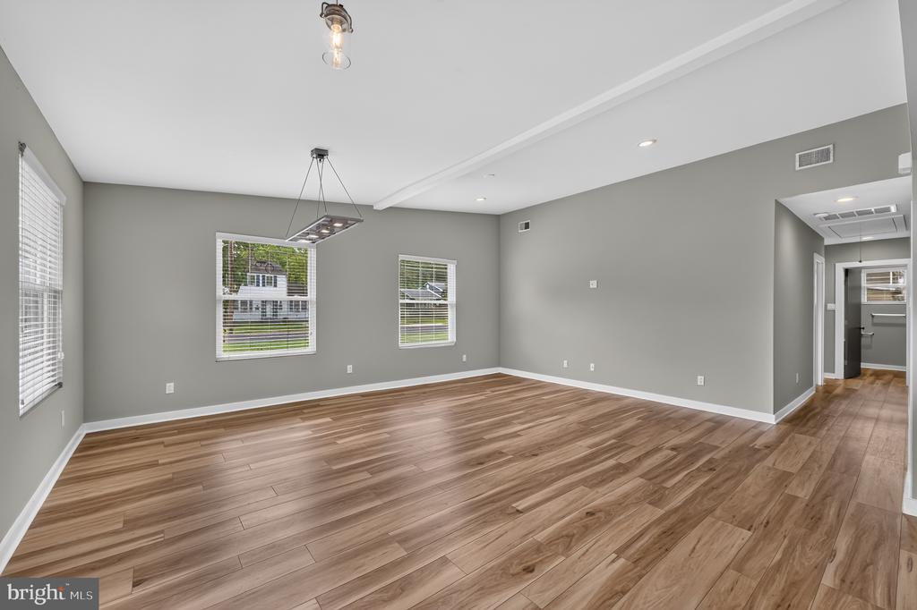 128 FAIRVIEW AVENUE