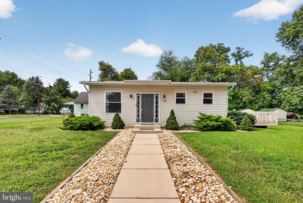 128 FAIRVIEW AVENUE