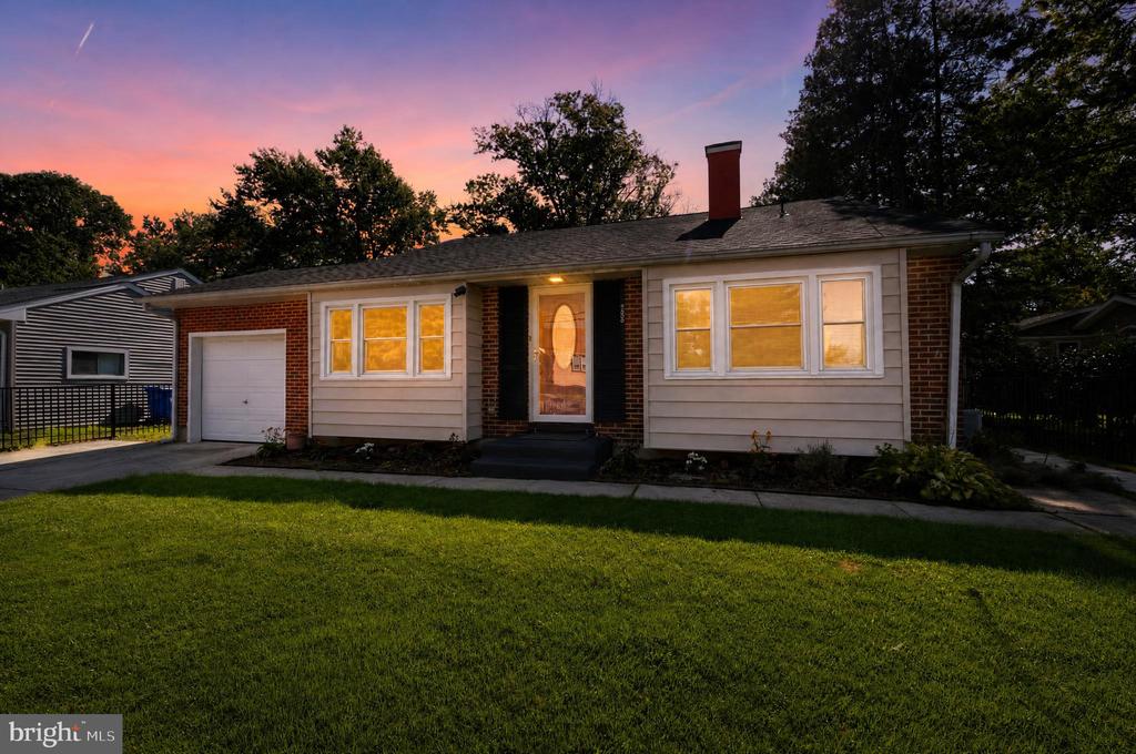 588 BARLOW AVENUE