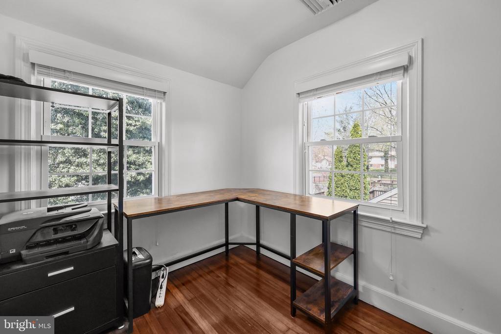 56 Letchworth Ave
