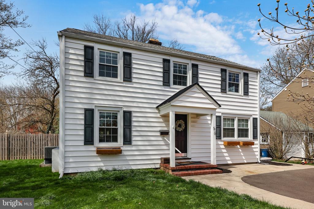 56 Letchworth Ave