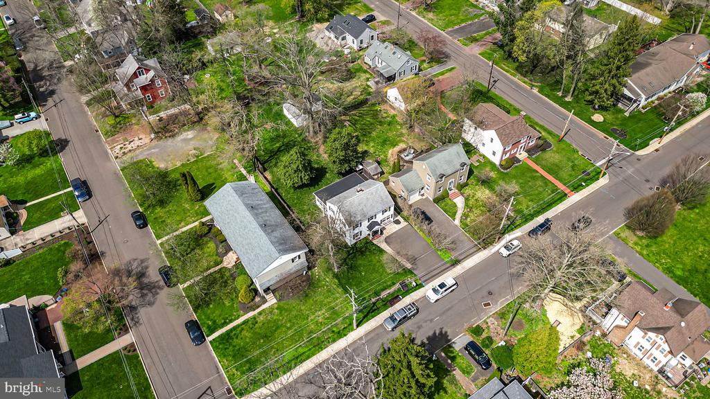 56 Letchworth Ave
