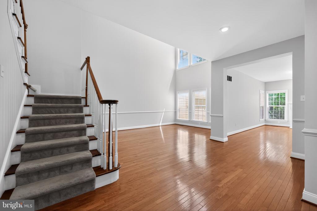 45 SAGEWOOD DRIVE 18