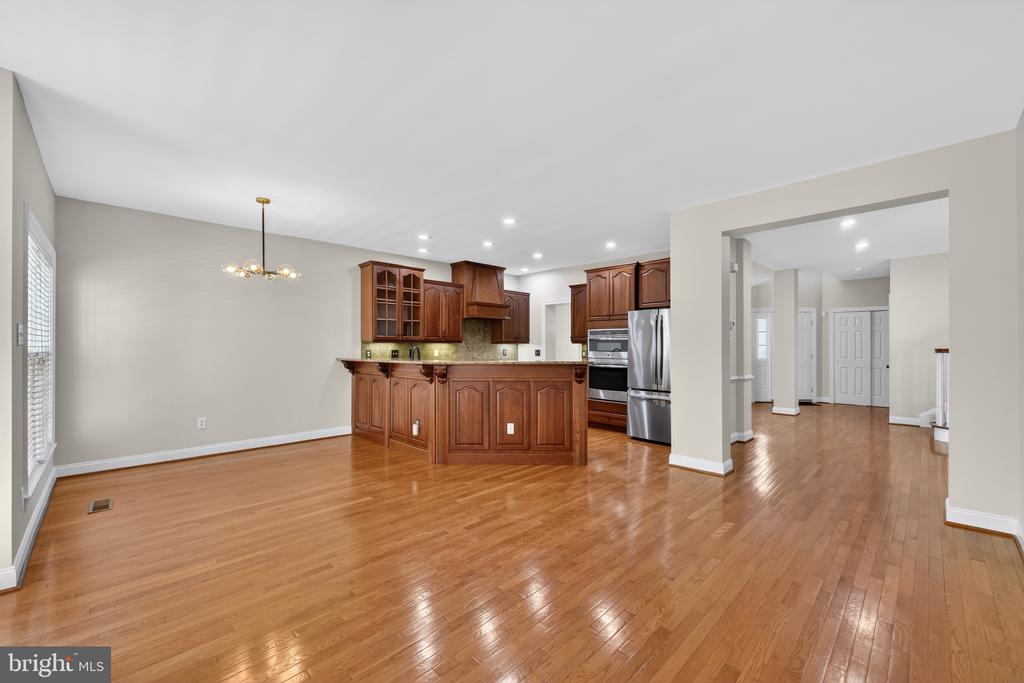 45 SAGEWOOD DRIVE 18