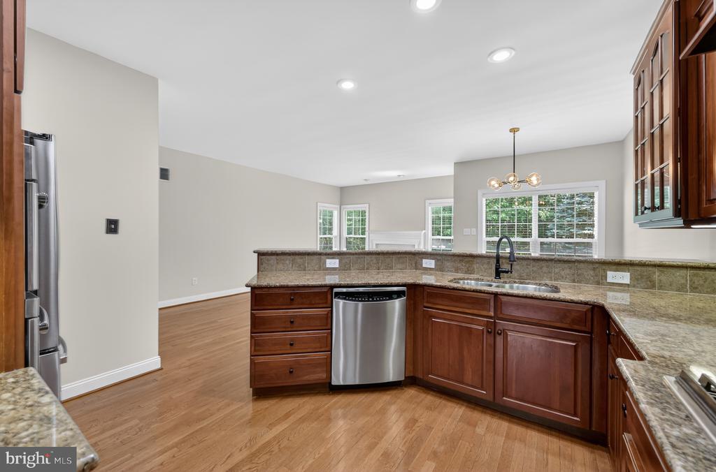 45 SAGEWOOD DRIVE 18