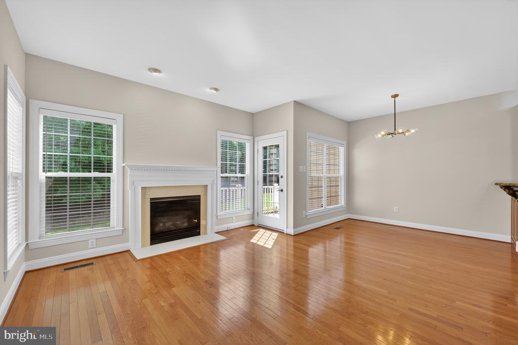 45 SAGEWOOD DRIVE 18