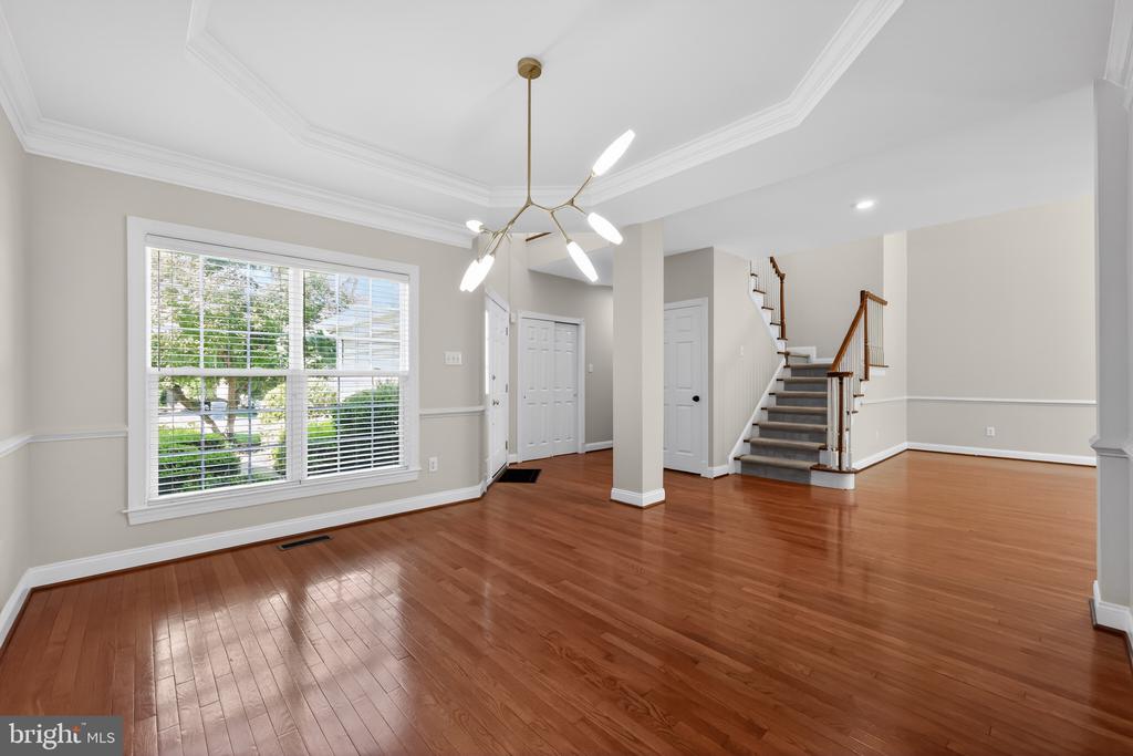 45 SAGEWOOD DRIVE 18